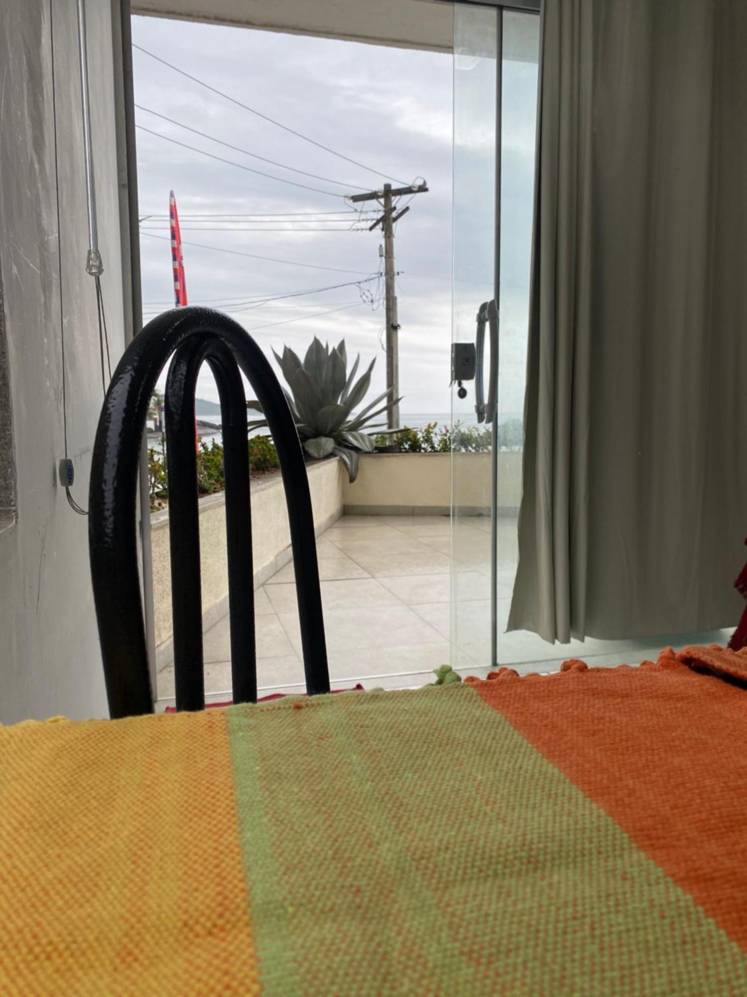 E Sala Pe Na Areia Apartment *